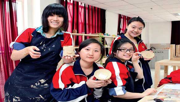 中关村外国语高中英语特色班