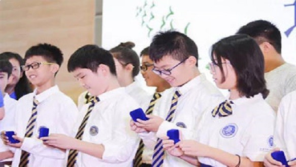 新府学外国语高中课程体系