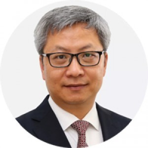 兰天笑