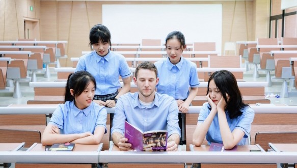 重慶第一雙語學校國際部A-Level課程