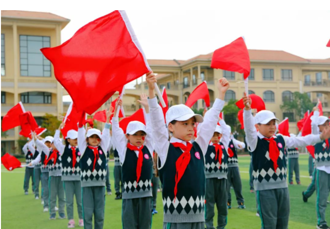 启东启迪外国语学校