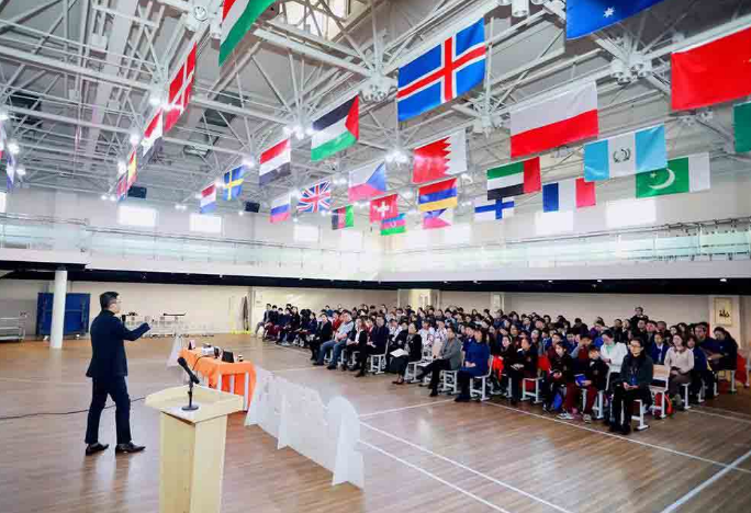 北京明诚外国语学校洪堡学院