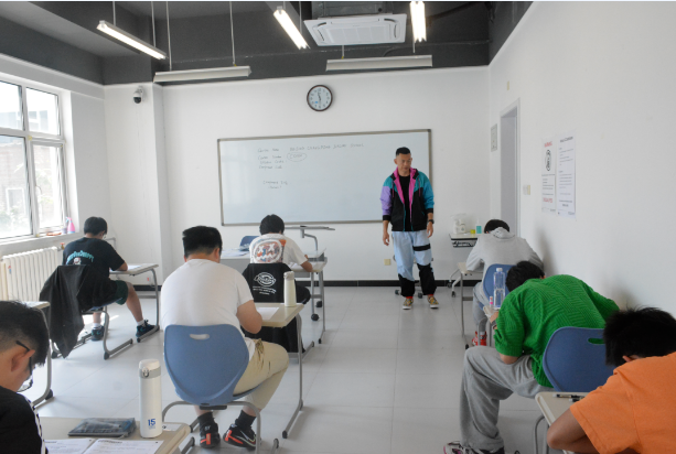 北京四中国际课程佳莲校区